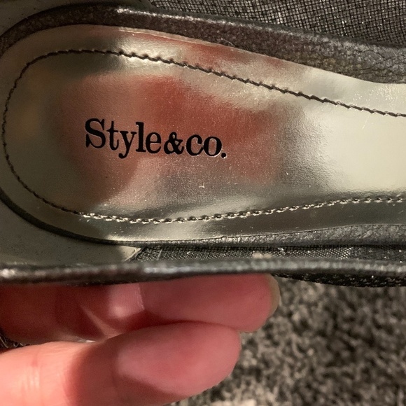 Style & Co Naveah Heels Pewter  size 6.5 - Picture 9 of 12